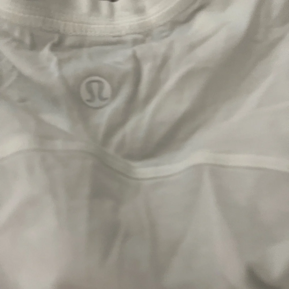 Lululemon Tank - Picture 5 of 5